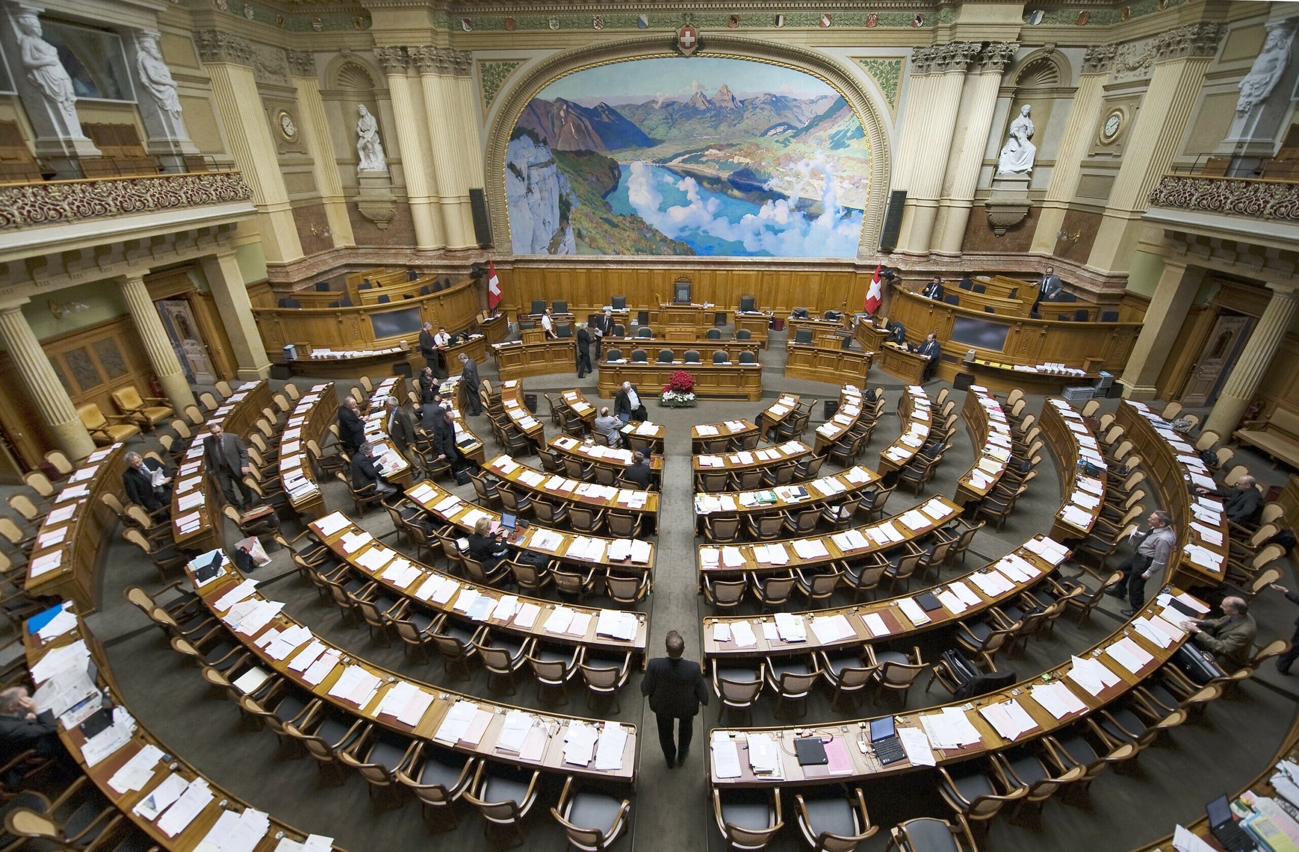 Как называется парламент нашей страны. Парламент Швейцарии 2022 год. Законодательная власть Швейцарии. Федеральное собрание Швейцарии. Совет кантонов Швейцарии.